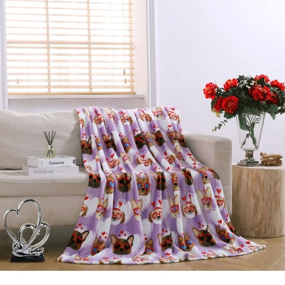 Bundle 2 NWT Valentines Day plush throws - Picture 7 of 11